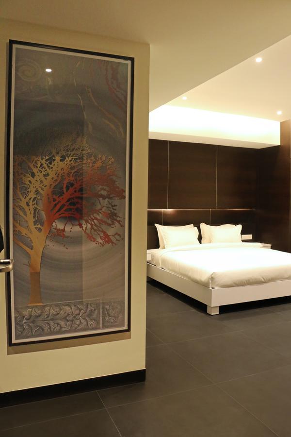 Hotel German Palace Near To Airport Gandhinagar Exterior foto