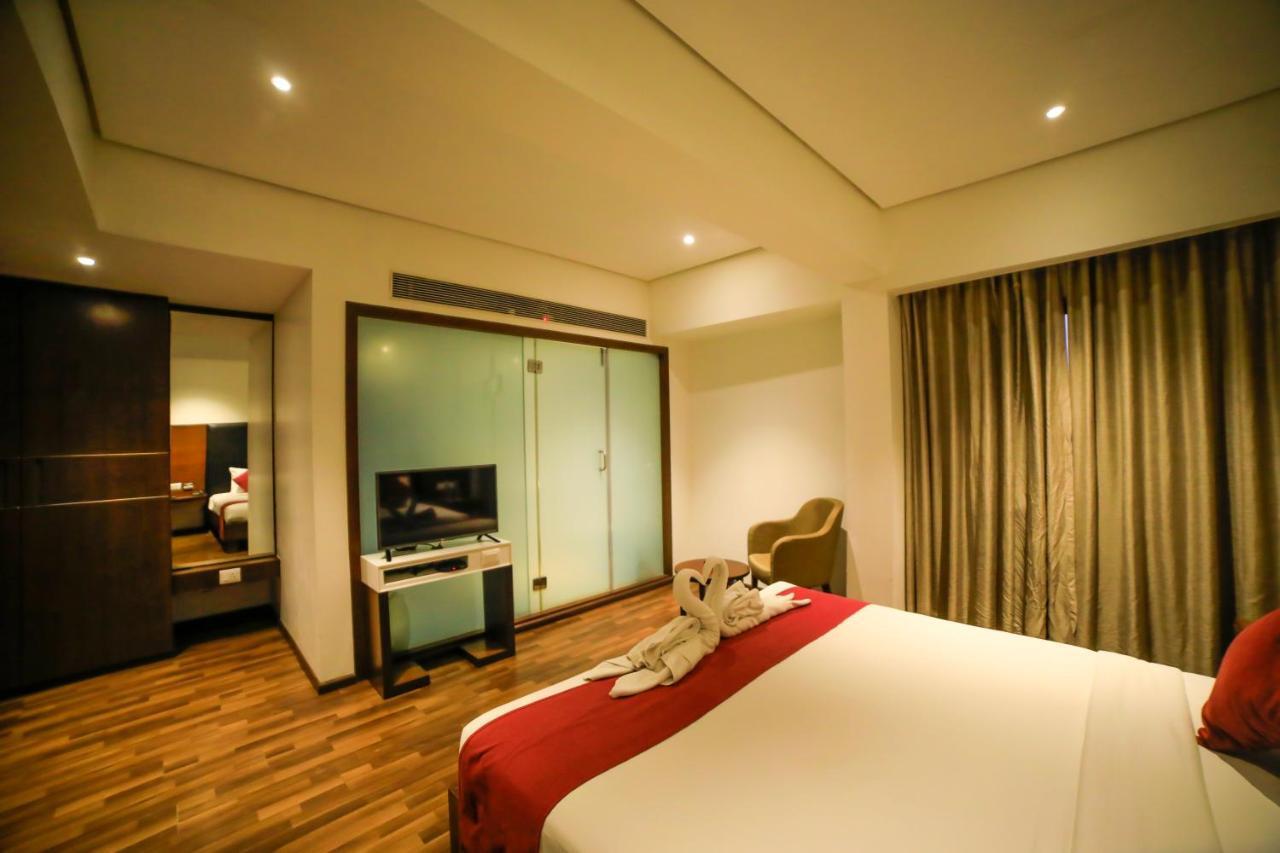 Hotel German Palace Near To Airport Gandhinagar Exterior foto